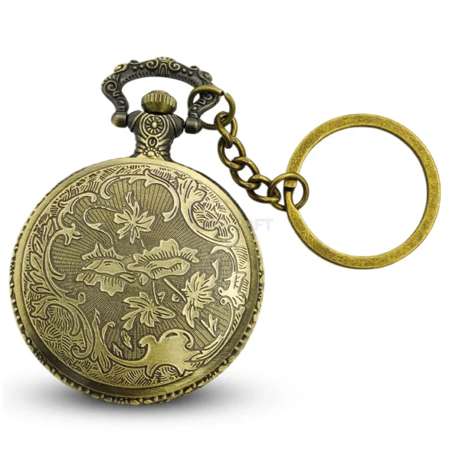 One Piece Luffy Jolly Roger pocket watch keychain – vintage bronze anime collectible with functional quartz clock for fans and cosplay.