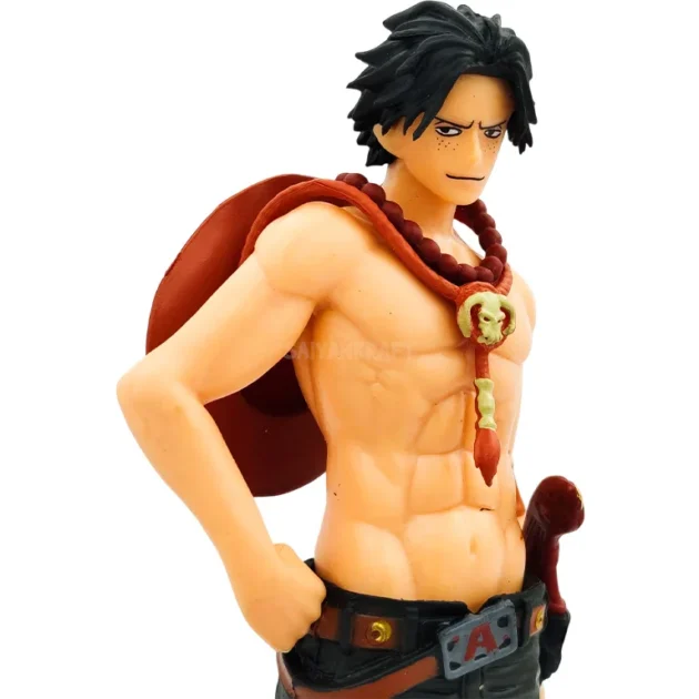 Portgas D. Ace 18 cm One Piece action figure standing on black display base – SaiyanKraft anime collectible.